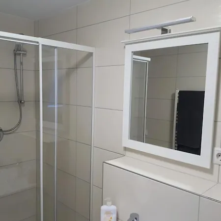 Maison d'hôtes Fiore Gaestezimmer E11 Esselbach